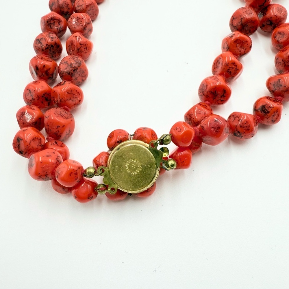 VINTAGE WEST GERMANY RED ART Howlite Red Turquoise Gemstone Two Strand Necklace - Picture 7 of 8